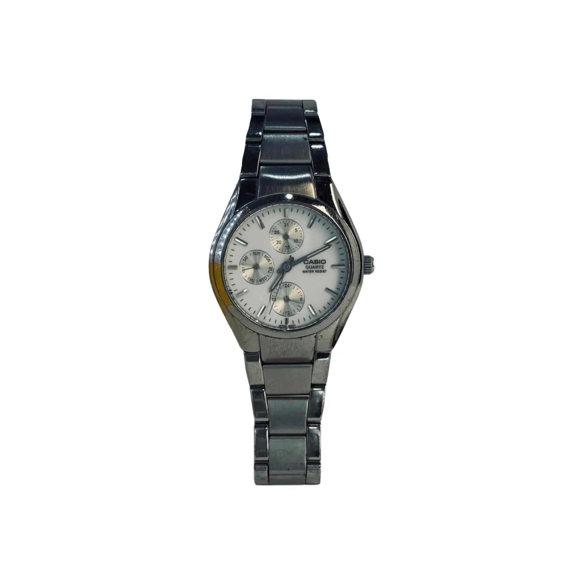 Silver Casio quartz wristwatch with white dial and metal band, Nasasi Lifestyle
