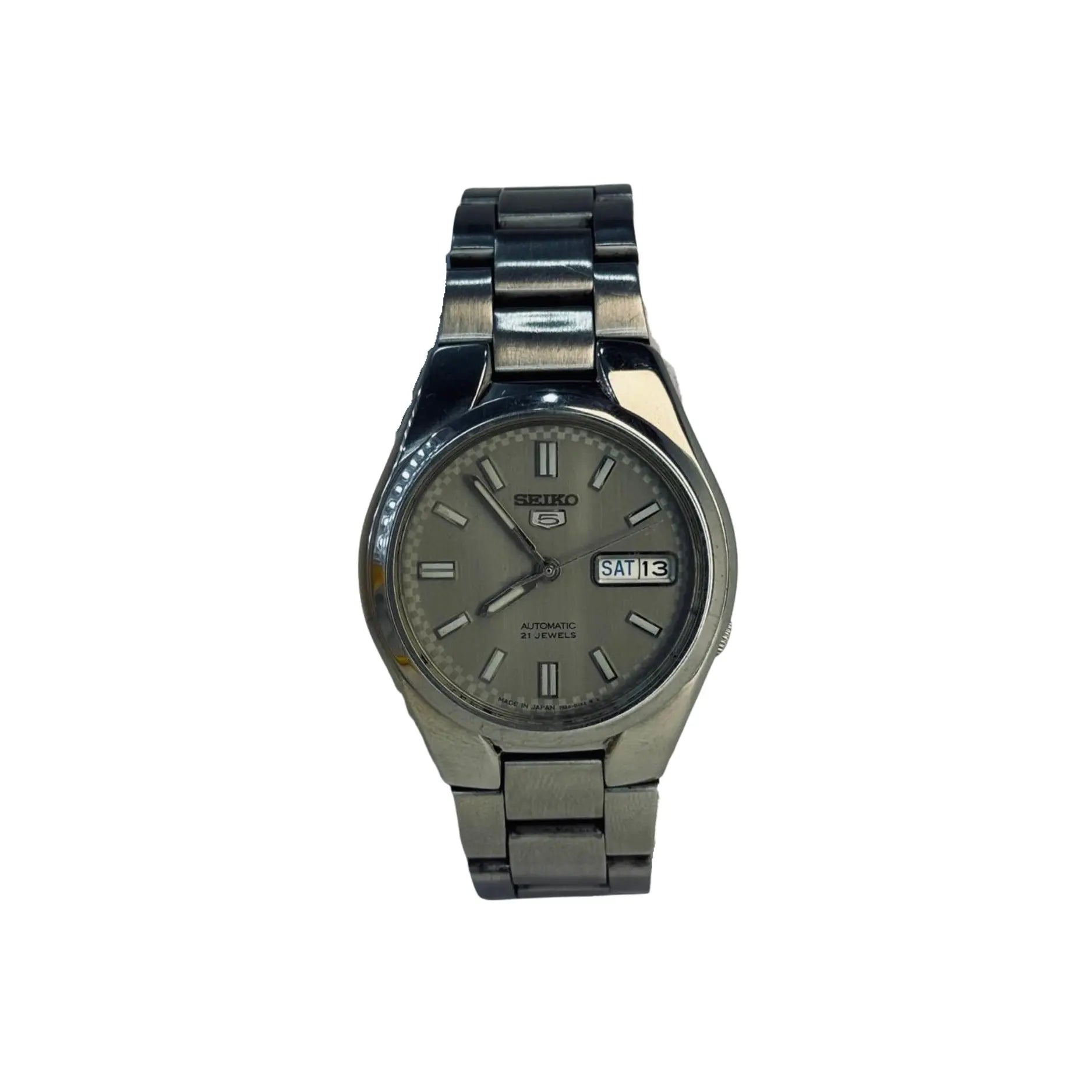 Seiko 5 automatic silver wristwatch with metal band and day-date display, Nasasi Lifestyle